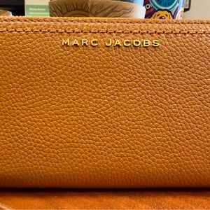 Marc Jacobs Caramel Leather Wallet